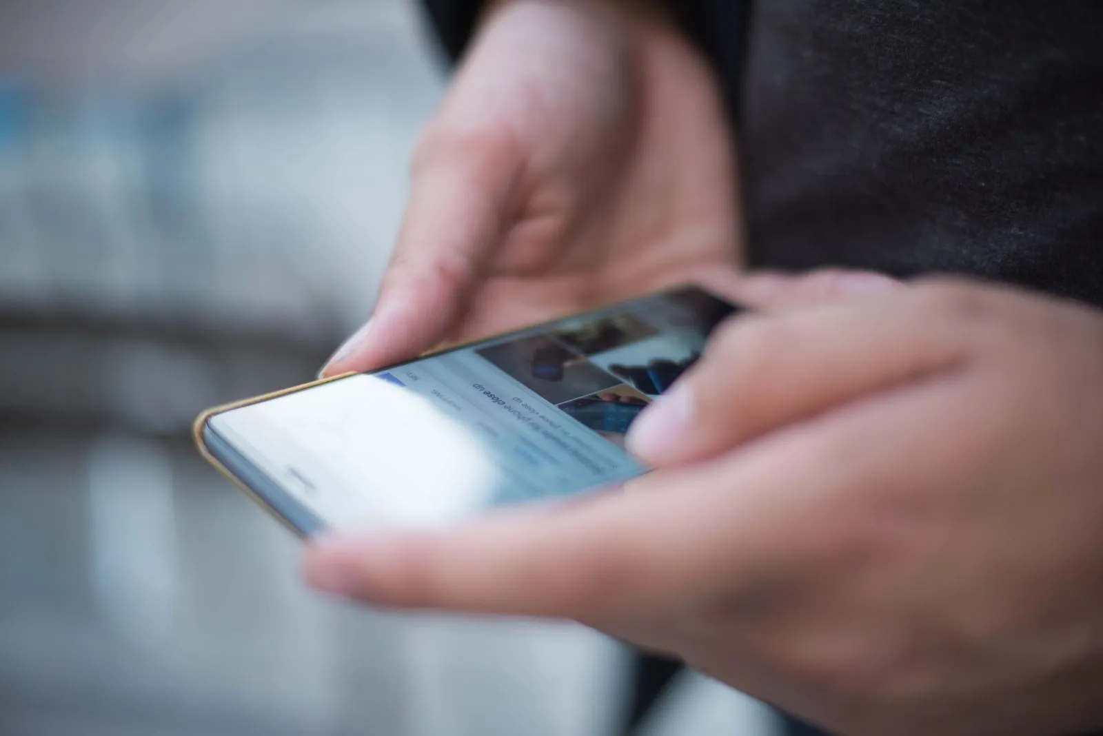 Checking job listings on a phone — a 60-second verification before applying